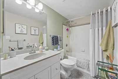 78 10th Street E #2702, Saint Paul, MN 55101 - Photo 17