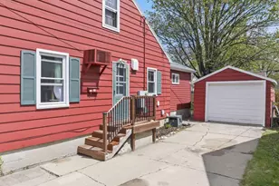 812 14th Ave NE, Rochester, MN 55906 - Photo 5