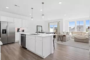 4807 Airlake Dr, Woodbury, MN 55129 - Photo 5