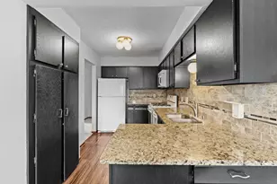 14661 94th Pl N, Maple Grove, MN 55369 - Photo 3