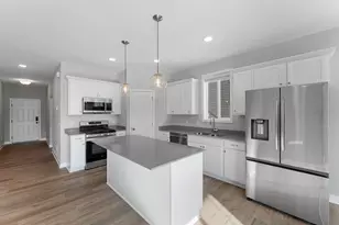 236 Gambel St, River Falls, WI 54022 - Photo 5