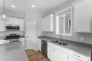 236 Gambel St, River Falls, WI 54022 - Photo 3