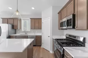 248 Gambel St, River Falls, WI 54022 - Photo 3