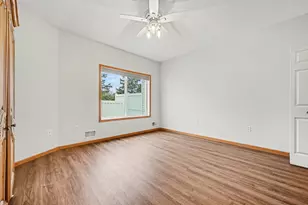 15691 Flackwood Way, Apple Valley, MN 55124 - Photo 19