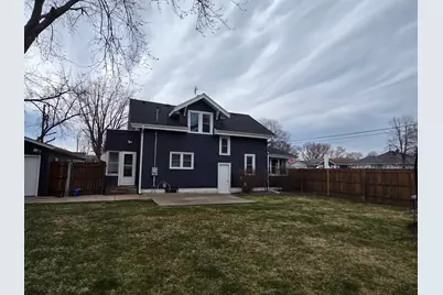 2040 Stillwater Avenue E, Saint Paul, MN 55119 - Photo 13