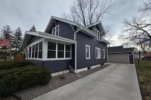 2040 Stillwater Ave E, Saint Paul, MN 55119 - Photo 11