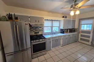 2040 Stillwater Ave E, Saint Paul, MN 55119 - Photo 7
