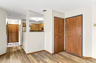 1215 Ferndale St N, Maplewood, MN 55119 - Photo 3