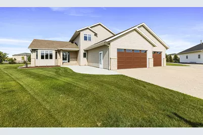 722 42nd Avenue S, Moorhead, MN 56560 - Photo 3