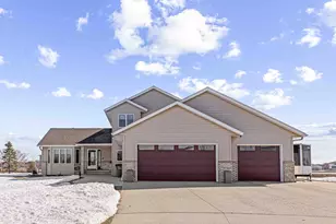 722 42nd Ave S, Moorhead, MN 56560 - Photo 3