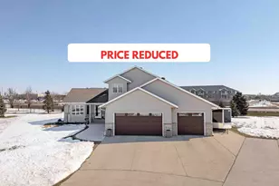 722 42nd Ave S, Moorhead, MN 56560 - Photo 1
