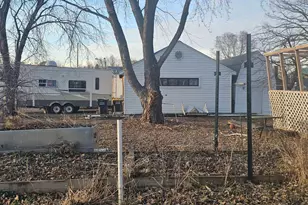 906 1st Ave E, Shakopee, MN 55379 - Photo 5