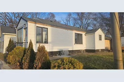 906 1st Avenue E, Shakopee, MN 55379 - Photo 3