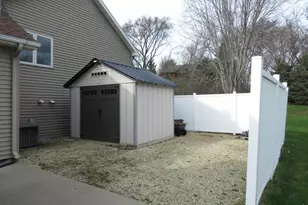 924 Balsam Ct NE, Pine Island, MN 55963 - Photo 13