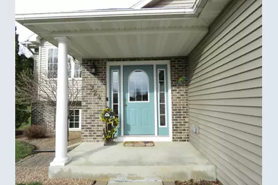 924 Balsam Court NE, Pine Island, MN 55963 - Photo 5