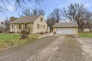 2304 15th Ave SW, Austin, MN 55912 - Photo 1