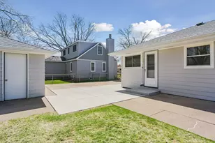 9207 Washington St NE, Blaine, MN 55434 - Photo 27