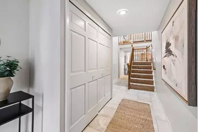 9371 Nesbitt Road, Bloomington, MN 55437 - Photo 5