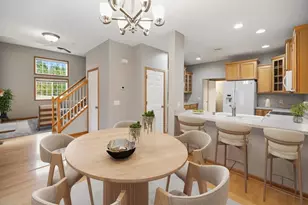 9126 Fox Ct, Victoria, MN 55386 - Photo 7