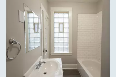 810 Concordia Avenue, Saint Paul, MN 55104 - Photo 11