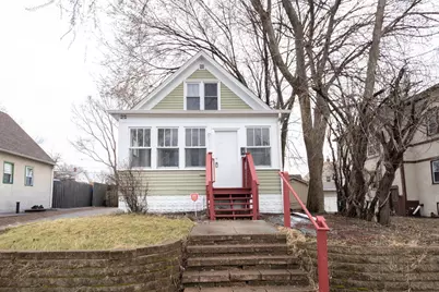 810 Concordia Avenue, Saint Paul, MN 55104 - Photo 1