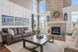 22 Alcott Ct, North Oaks, MN 55127 - Photo 3