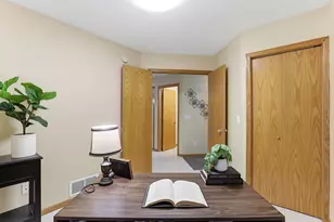 4522 Impatiens Ave N, Brooklyn Park, MN 55443 - Photo 17