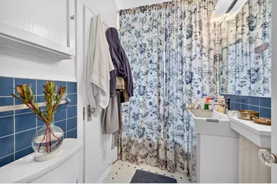 2716 Humboldt Avenue S #301, Minneapolis, MN 55408 - Photo 15