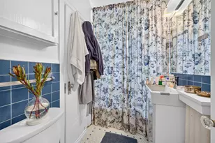 2716 Humboldt Ave S, Minneapolis, MN 55408 - Photo 15