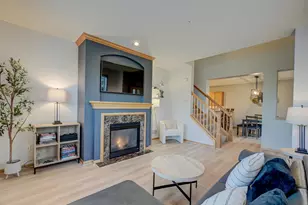 4470 Rosemary Way, Hugo, MN 55038 - Photo 5