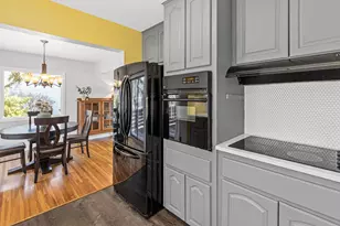 8180 Julianne Terrace, Golden Valley, MN 55427 - Photo 13