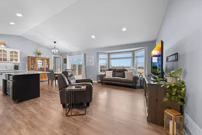 38616 Pine Avenue, Center City, MN 55012 - Photo 5