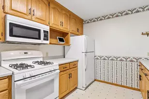 39074 Riverside Ct, North Branch, MN 55056 - Photo 13