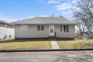 235 14th Ave S, South Saint Paul, MN 55075 - Photo 3