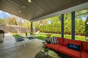 1409 Edgcumbe Rd, Saint Paul, MN 55116 - Photo 5