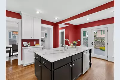 811 6th Street SW, Rochester, MN 55902 - Photo 17