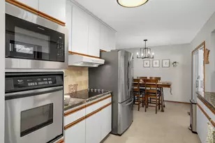 8190 Duluth St, Golden Valley, MN 55427 - Photo 13