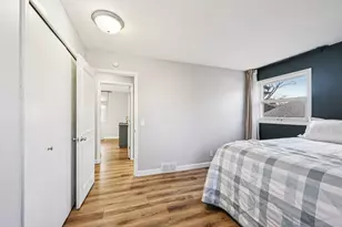 1605 Hillsboro Ave, Golden Valley, MN 55427 - Photo 23