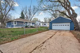 7000 Oliver Ave S, Richfield, MN 55423 - Photo 37