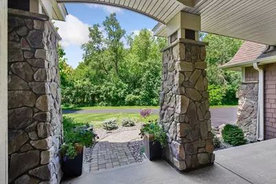 6160 Ithaca Lane N, Plymouth, MN 55446 - Photo 13