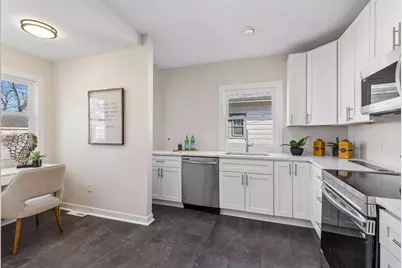 3315 Vincent Avenue N, Minneapolis, MN 55412 - Photo 11