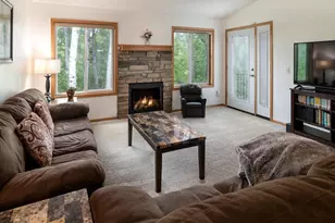 13877 Ventura Pl, Savage, MN 55378 - Photo 3