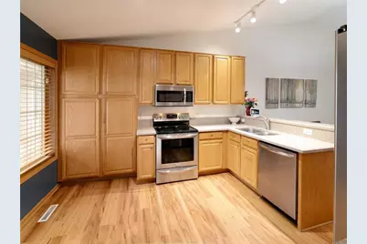 13877 Ventura Place, Savage, MN 55378 - Photo 7