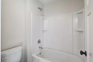 2388 Laurie Ct, Roseville, MN 55113 - Photo 37