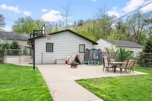 424 Oakwood Dr, Anoka, MN 55303 - Photo 15