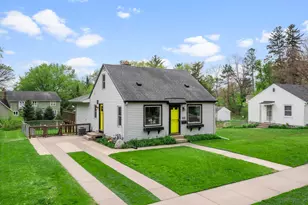 424 Oakwood Dr, Anoka, MN 55303 - Photo 1