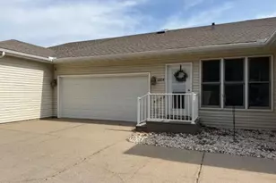 1004 W Lake Blvd, Winona, MN 55987 - Photo 1