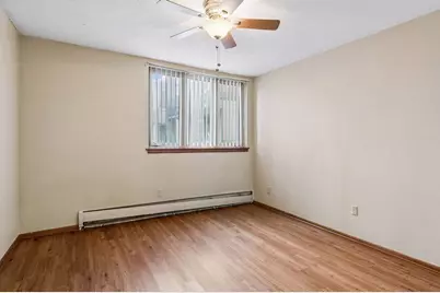 1405 E 40th Street #3F, Minneapolis, MN 55407 - Photo 13