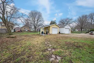 722 E 3rd St, Fairmont, MN 56031 - Photo 35