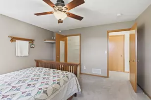 911 Prairie Oak Dr, Belle Plaine, MN 56011 - Photo 17